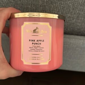bath and body works candle
pink apple punch 
never used